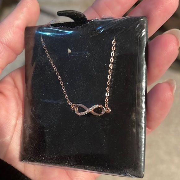Jewelry - S925 infinity bracelet